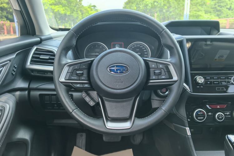Used Subaru Forester 2021 2.0i Luxury Edition EyeSight Interior 6
