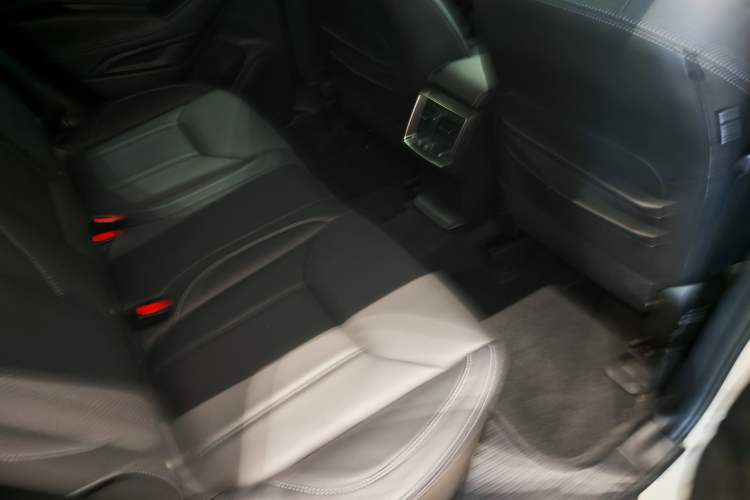 Used Subaru Forester 2021 2.0i Flagship Edition EyeSight Interior 7