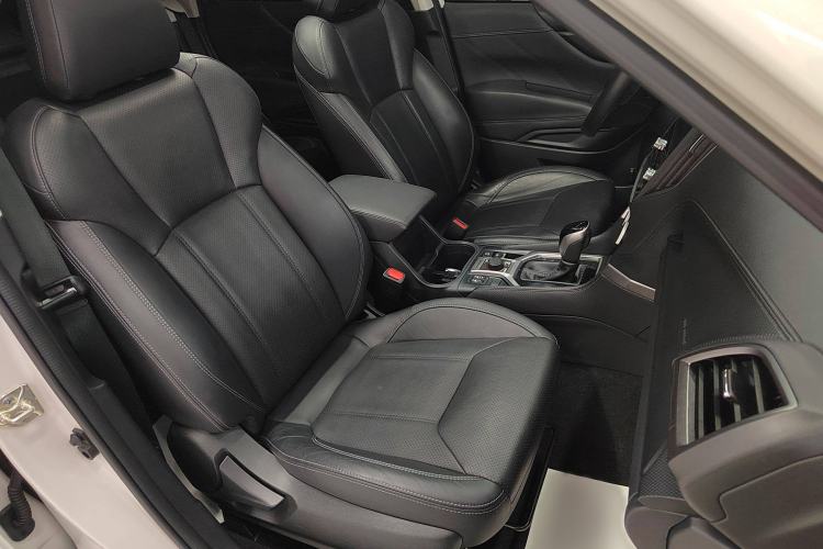Used Subaru Forester 2021 2.0i Luxury Edition EyeSight Interior 8