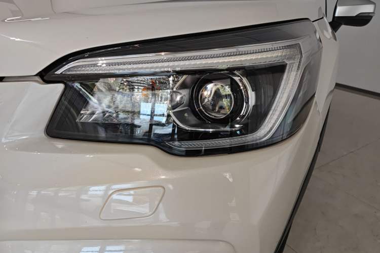 Used Subaru Forester 2021 2.0i Flagship Edition EyeSight Left Front Headlight
