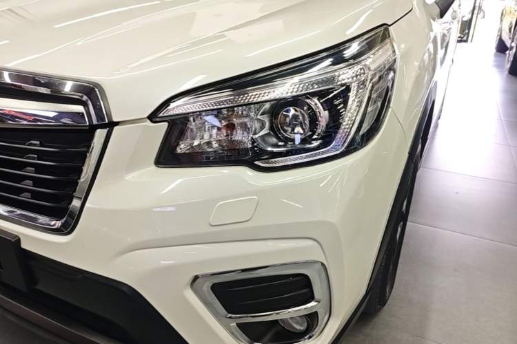 Used Subaru Forester 2021 2.0i Luxury Edition Left Front Headlight