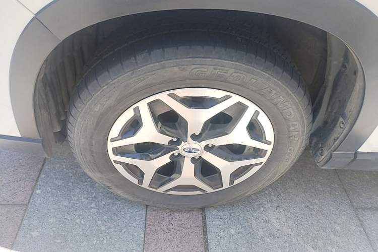 Used Subaru Forester 2021 2.0i Luxury Edition EyeSight Left Front Wheel Hub