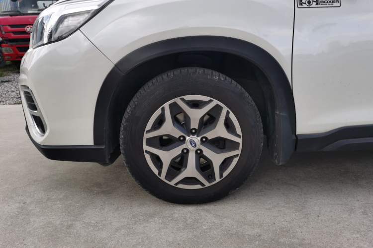 Used Subaru Forester 2021 2.0i Luxury Edition EyeSight Left Front Wheel Hub
