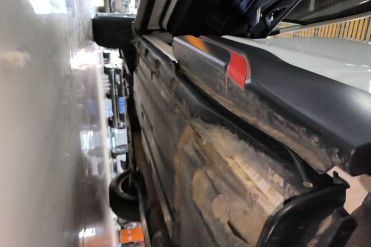 Used Subaru Forester 2021 2.0i X Sport Edition EyeSight Left Side Sill