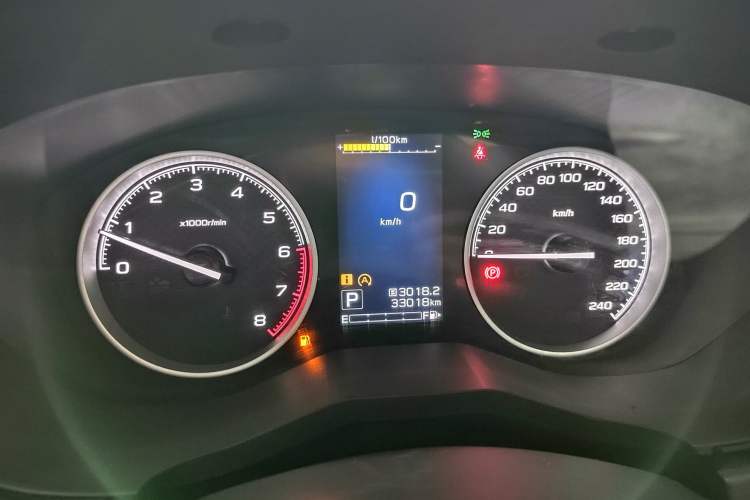 Used Subaru Forester 2021 2.0i Luxury Edition EyeSight Odometer Close Up