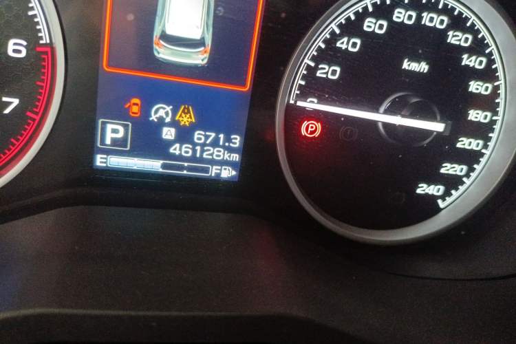 Used Subaru Forester 2021 2.0i Luxury Edition Odometer Close Up