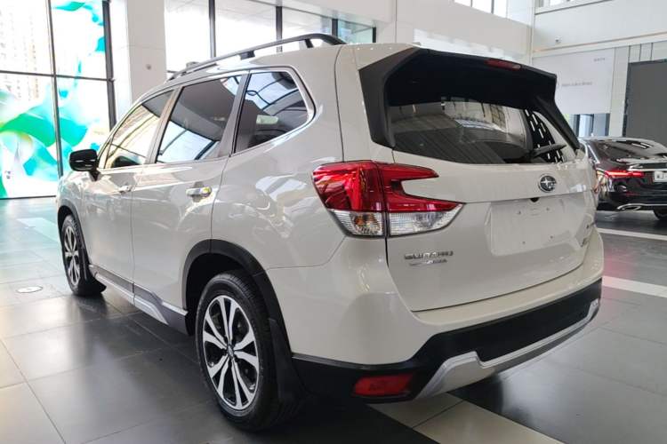 Used Subaru Forester 2021 2.0i Flagship Edition EyeSight Rear Left 45 Deg
