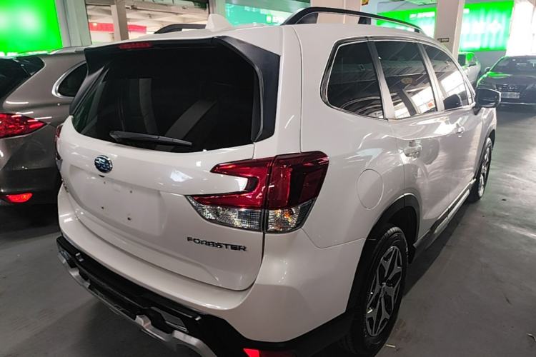 Used Subaru Forester 2021 2.0i Luxury Edition EyeSight Rear Right 45 Deg