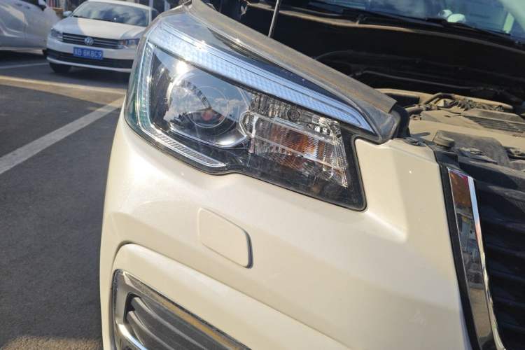 Used Subaru Forester 2021 2.0i Luxury Edition Right Front Headlight