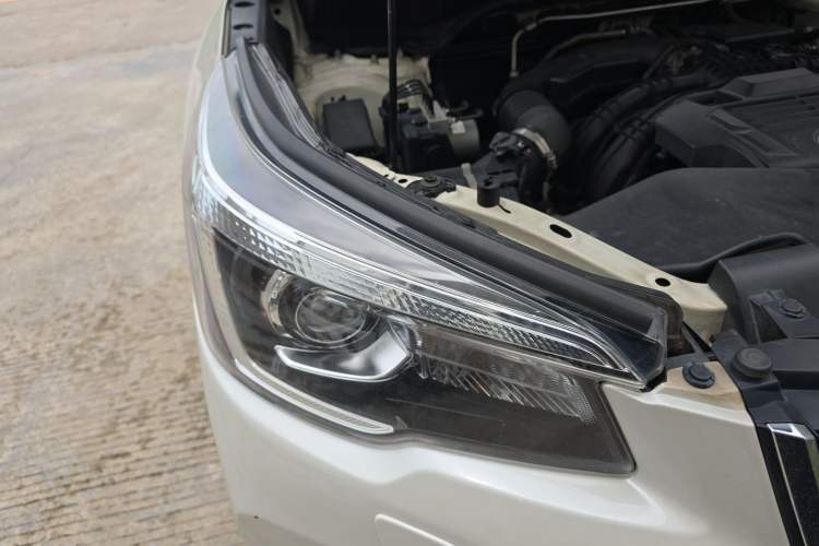 Used Subaru Forester 2021 2.0i Luxury Edition Right Front Headlight