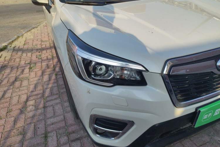 Used Subaru Forester 2021 2.0i Luxury Edition Right Front Headlight