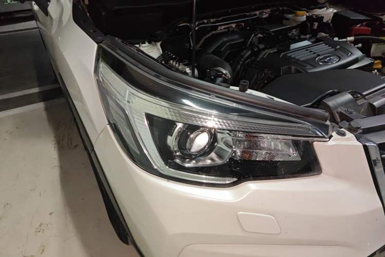 Used Subaru Forester 2021 2.0i Luxury Edition Right Front Headlight