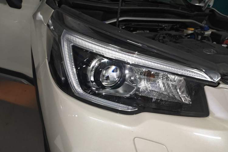 Used Subaru Forester 2021 2.0i Flagship Edition EyeSight Right Front Headlight