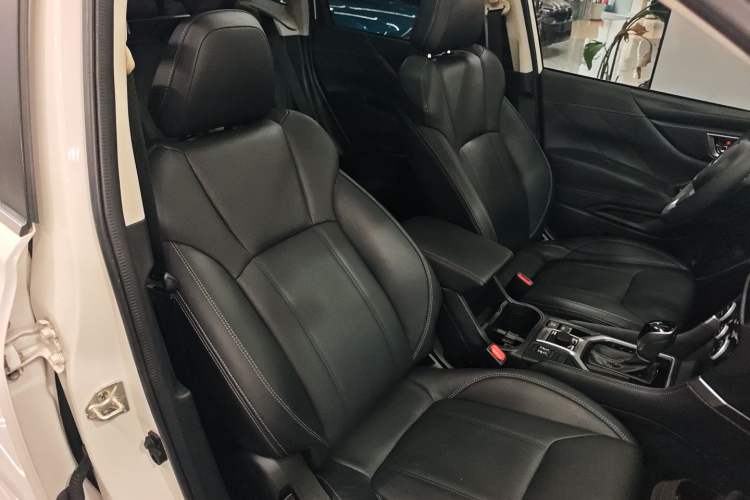 Used Subaru Forester 2021 2.0i Luxury Edition Right Front Seat