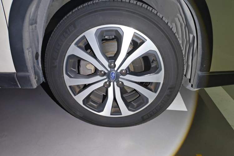 Used Subaru Forester 2021 2.0i Flagship Edition EyeSight Right Front Wheel Hub
