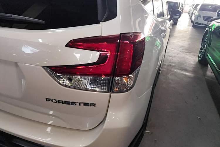 Used Subaru Forester 2021 2.0i Luxury Edition EyeSight Right Rear Taillight