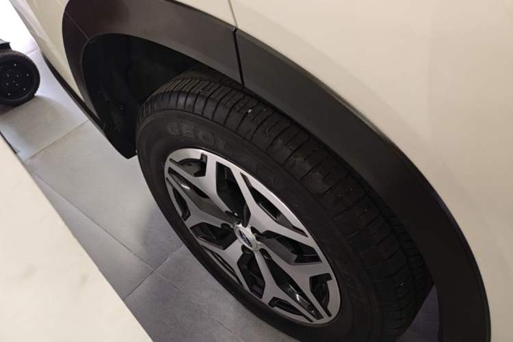 Used Subaru Forester 2021 2.0i Luxury Edition Right Rear Wheel Hub