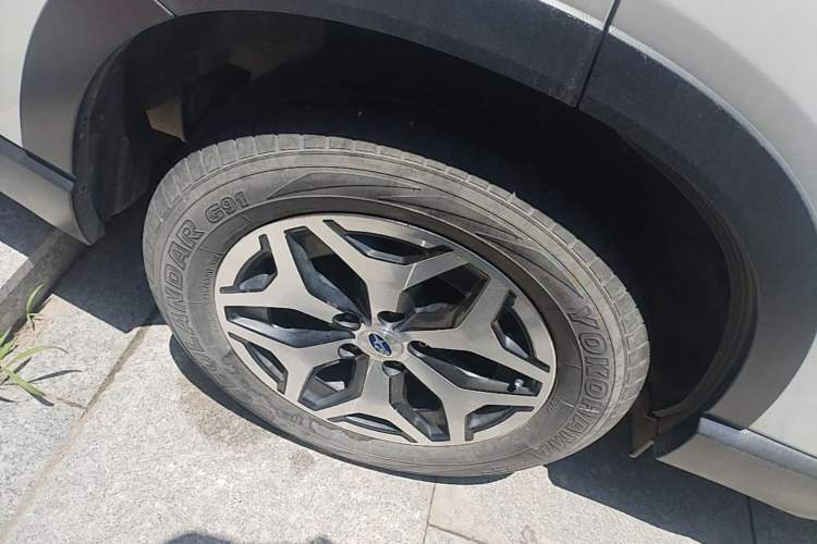 Used Subaru Forester 2021 2.0i Luxury Edition EyeSight Right Rear Wheel Hub