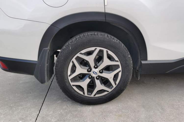Used Subaru Forester 2021 2.0i Luxury Edition EyeSight Right Rear Wheel Hub
