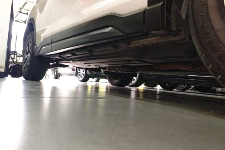 Used Subaru Forester 2021 2.0i Luxury Edition Right Side Sill