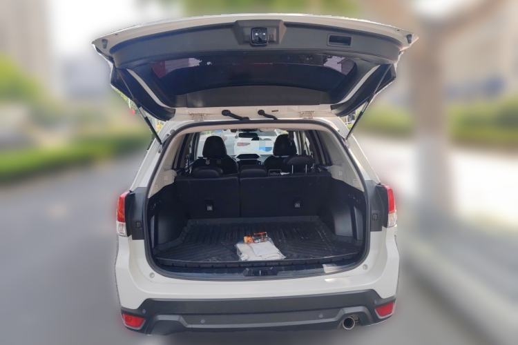 Used Subaru Forester 2021 2.0i Luxury Edition EyeSight Trunk