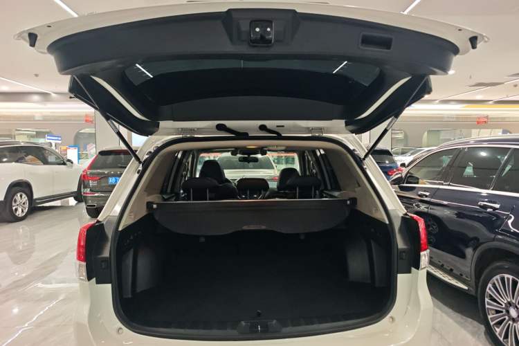 Used Subaru Forester 2021 2.0i Luxury Edition Trunk