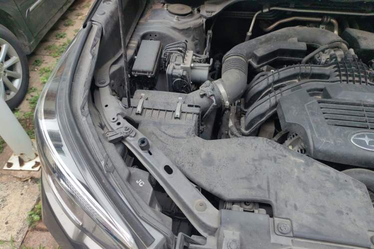 Used Subaru Forester 2021 2.0i Luxury Edition EyeSight Engine Bay Right