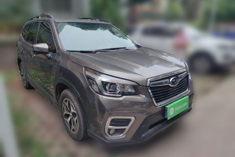 Used Subaru Forester 2021 2.0i Luxury Edition EyeSight Front Right 45 Deg