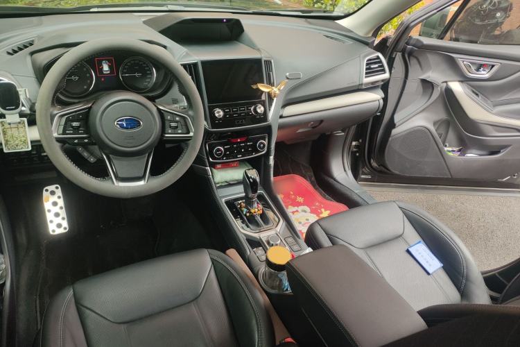 Used Subaru Forester 2022 2.0i AWD Flagship Edition EyeSight Center Console