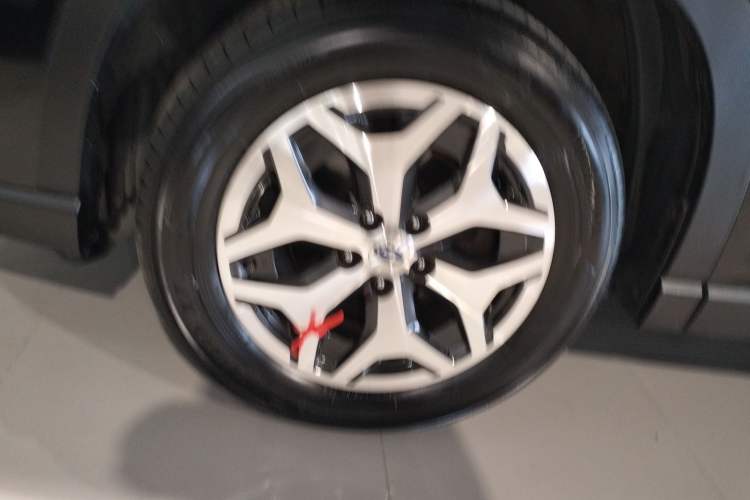 Used Subaru Forester 2022 2.0i AWD Luxury Edition EyeSight Exterior 4