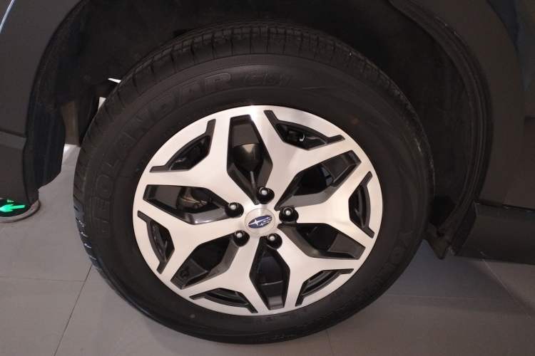 Used Subaru Forester 2022 2.0i AWD Luxury Edition EyeSight Exterior 5
