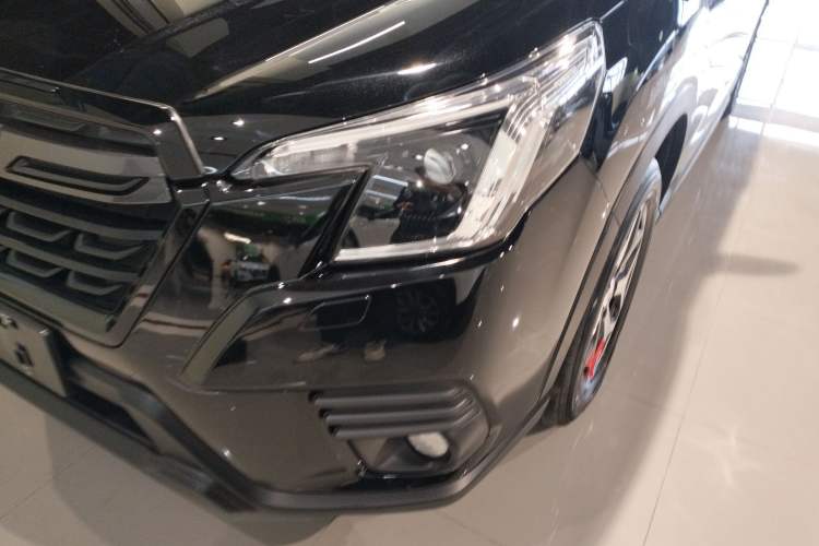 Used Subaru Forester 2022 2.0i AWD Luxury Edition EyeSight Left Front Headlight