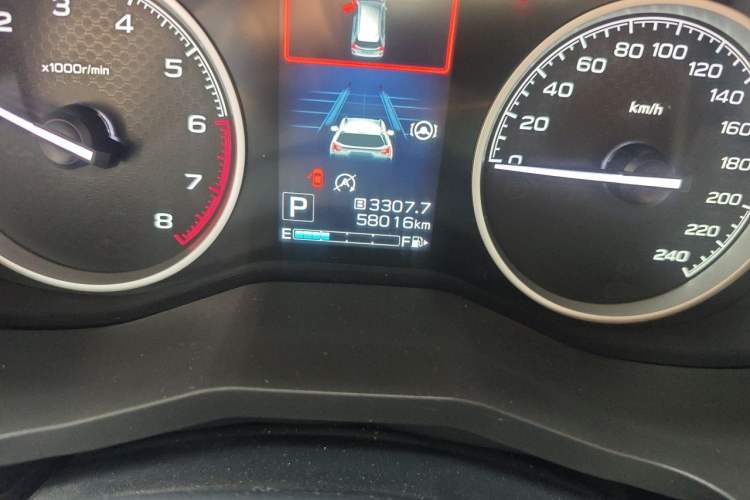 Used Subaru Forester 2022 2.0i AWD Luxury Edition EyeSight Odometer Close Up