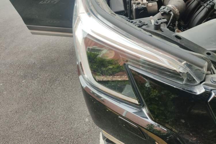 Used Subaru Forester 2022 2.0i AWD Flagship Edition EyeSight Right Front Headlight