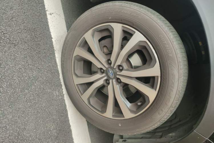 Used Subaru Forester 2022 2.0i AWD Flagship Edition EyeSight Right Front Wheel Hub