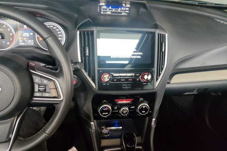 Used Subaru Forester 2022 2.0i AWD Luxury Edition EyeSight Audio And AC Panel