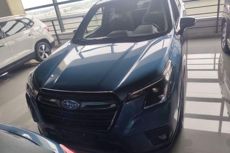 Used Subaru Forester 2022 2.0i AWD Luxury Edition EyeSight Front