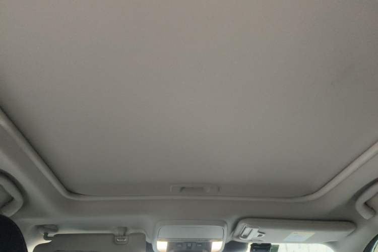 Used Subaru Forester 2022 2.0i AWD Luxury Edition EyeSight Headliner