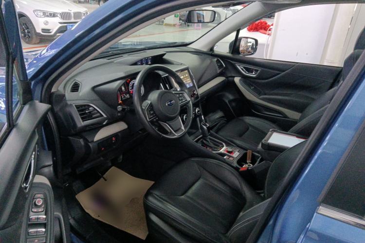 Used Subaru Forester 2022 2.0i AWD Luxury Edition EyeSight Left Front Seat