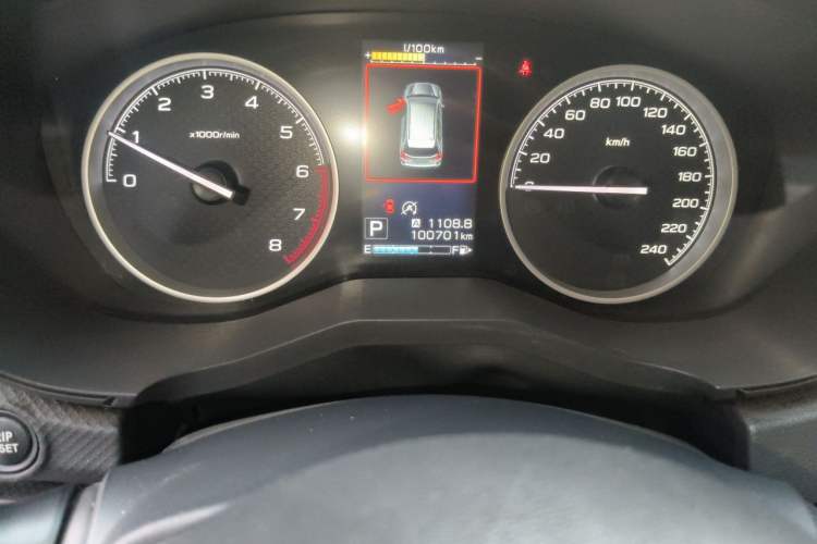 Used Subaru Forester 2022 2.0i AWD Luxury Edition EyeSight Odometer Close Up