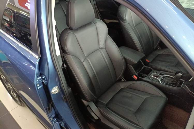 Used Subaru Forester 2022 2.0i AWD Luxury Edition EyeSight Right Front Seat