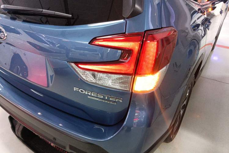 Used Subaru Forester 2022 2.0i AWD Luxury Edition EyeSight Right Rear Taillight