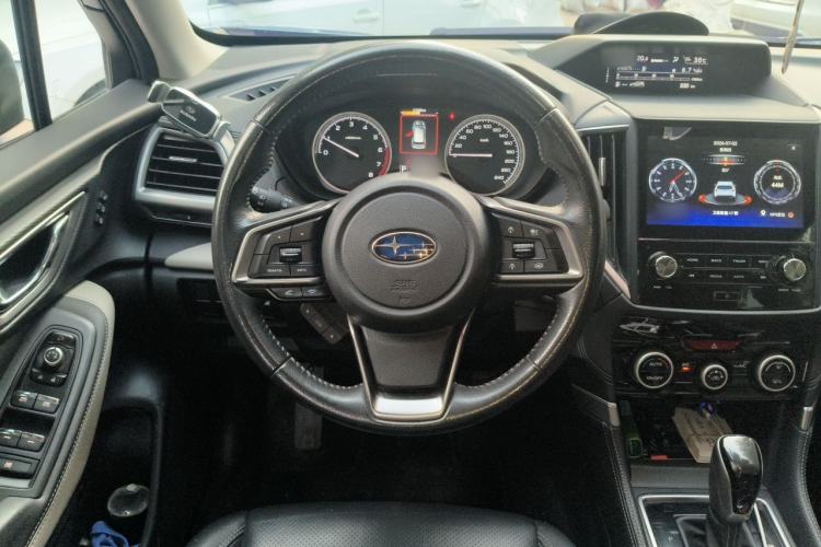 Used Subaru Forester 2022 2.0i AWD Luxury Edition EyeSight Steering Wheel