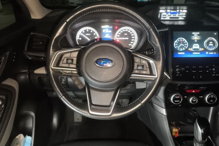 Used Subaru Forester 2022 2.0i AWD Luxury Edition EyeSight Steering Wheel