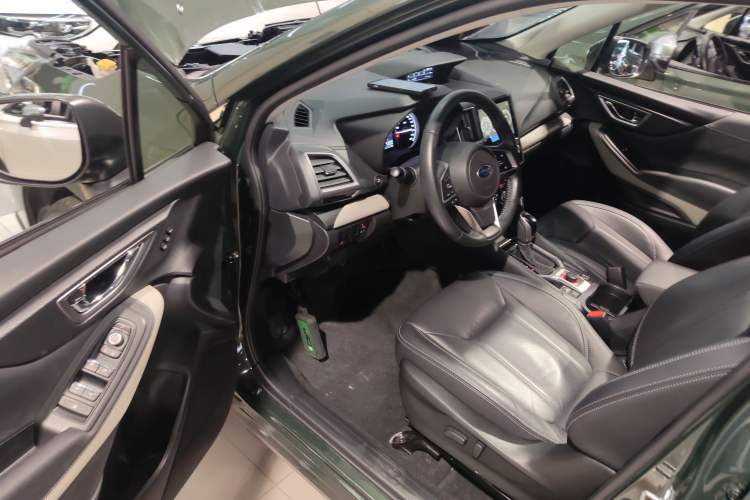 Used Subaru Forester 2022 2.0i AWD Luxury Edition EyeSight Driver Seat