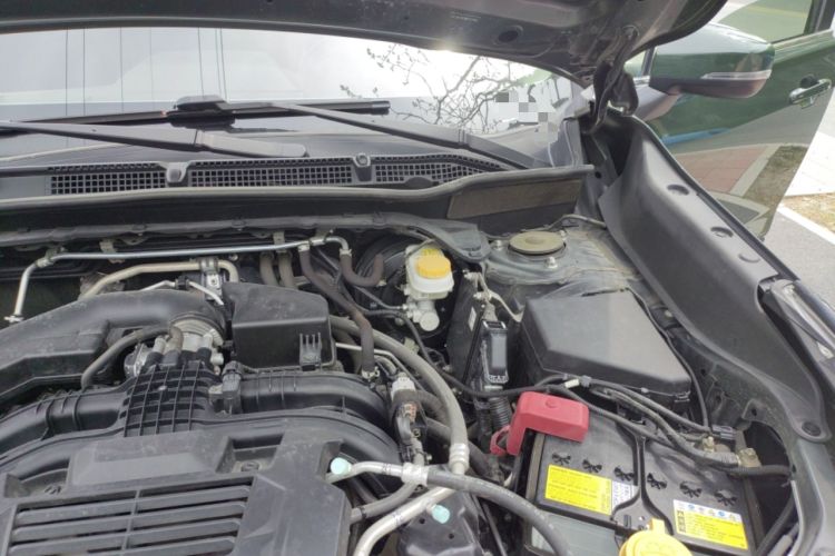 Used Subaru Forester 2022 2.0i AWD Luxury Edition Engine Bay Left