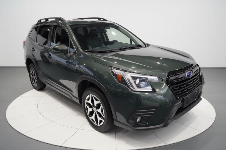 Used Subaru Forester 2022 2.0i AWD Luxury Edition EyeSight Exterior 1
