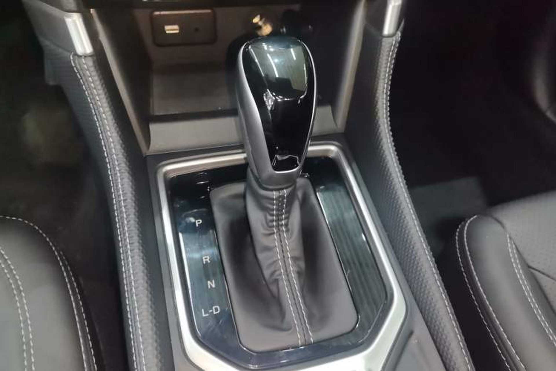 Used Subaru Forester 2022 2.0i AWD Luxury Edition EyeSight Gear Lever