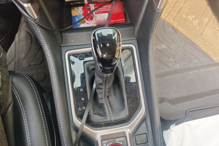 Used Subaru Forester 2022 2.0i AWD Luxury Edition EyeSight Gear Lever