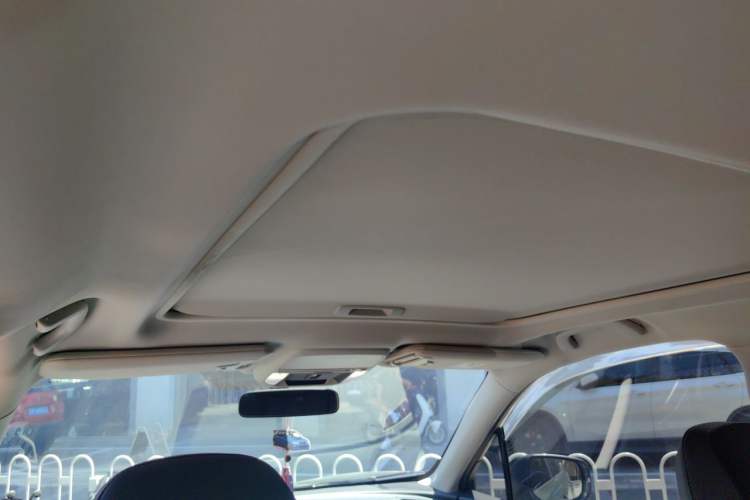 Used Subaru Forester 2022 2.0i AWD Luxury Edition Headliner